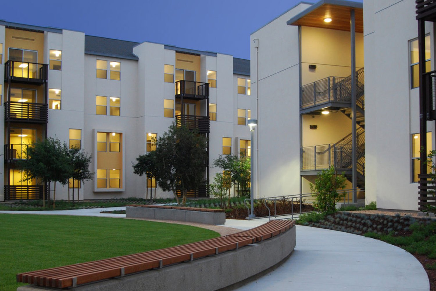 California State Polytechnic University, Pomona Residential Suites Phase II — photograph 1 of 3