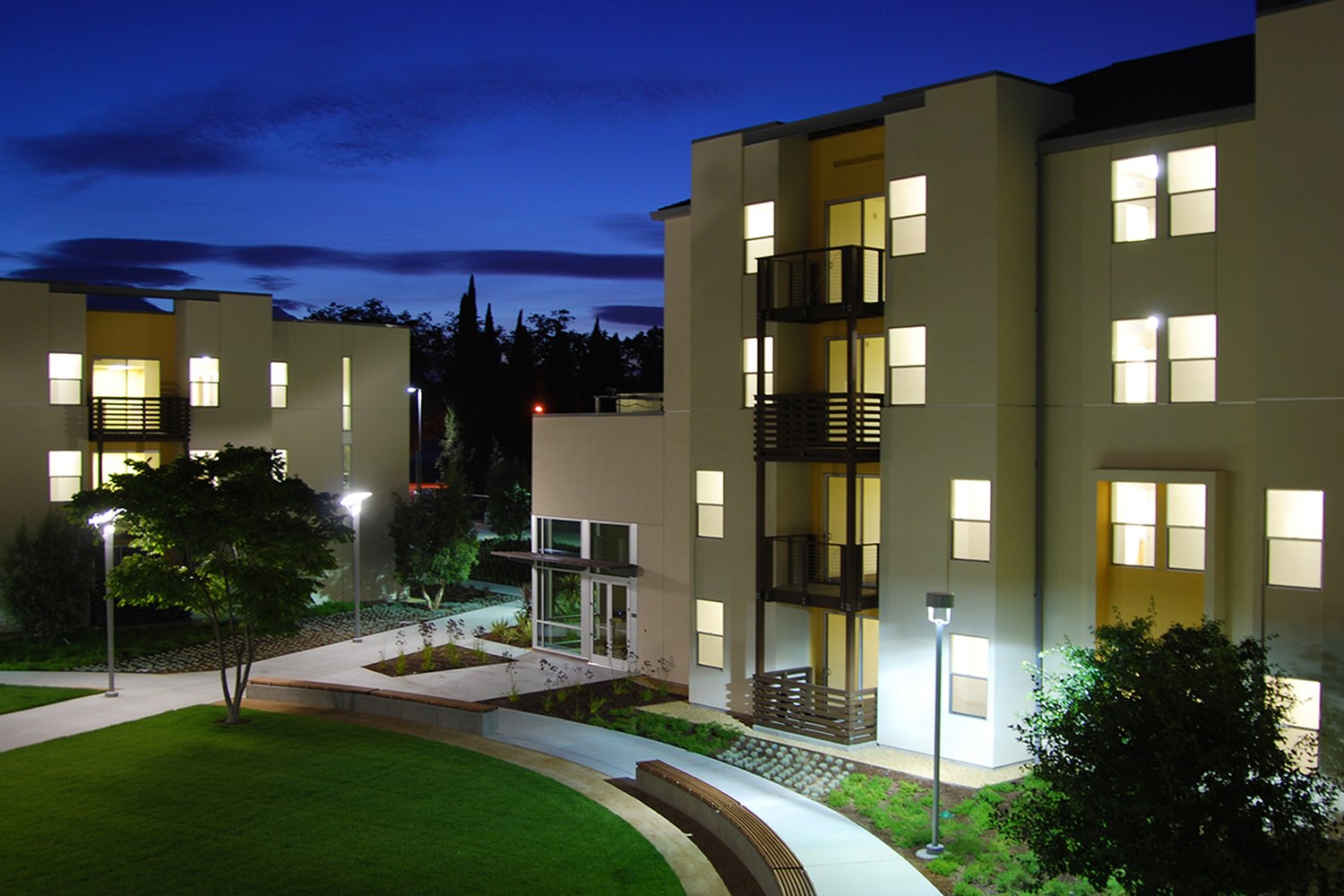 California State Polytechnic University, Pomona Residential Suites Phase II — photograph 2 of 3
