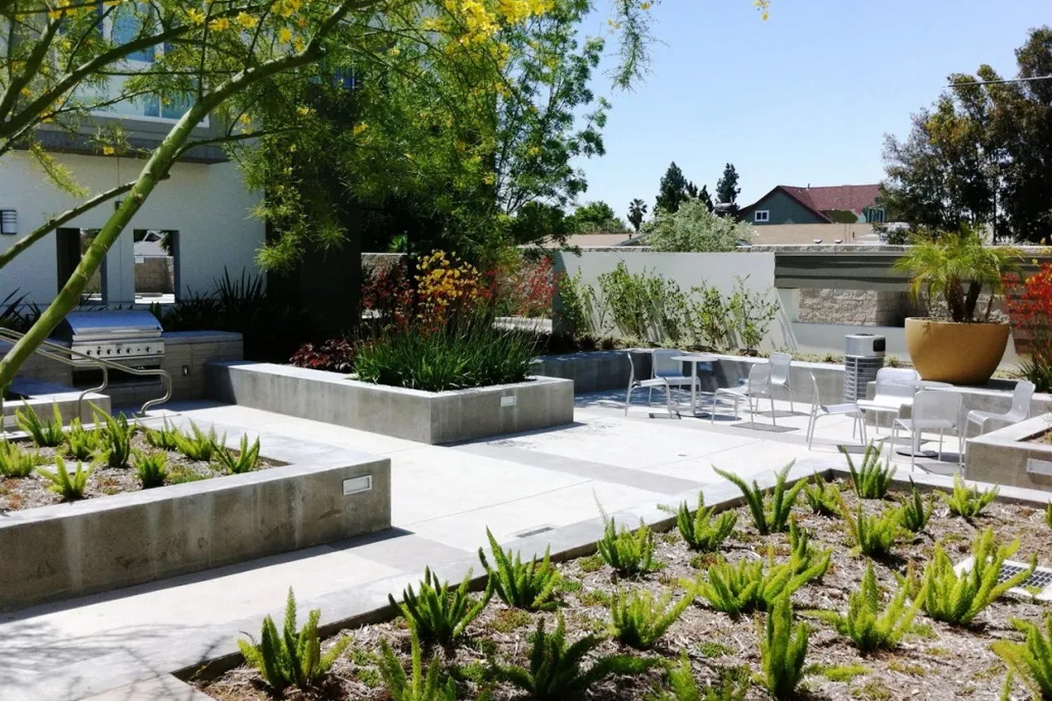 Glenoaks Garden — photograph 4 of 8