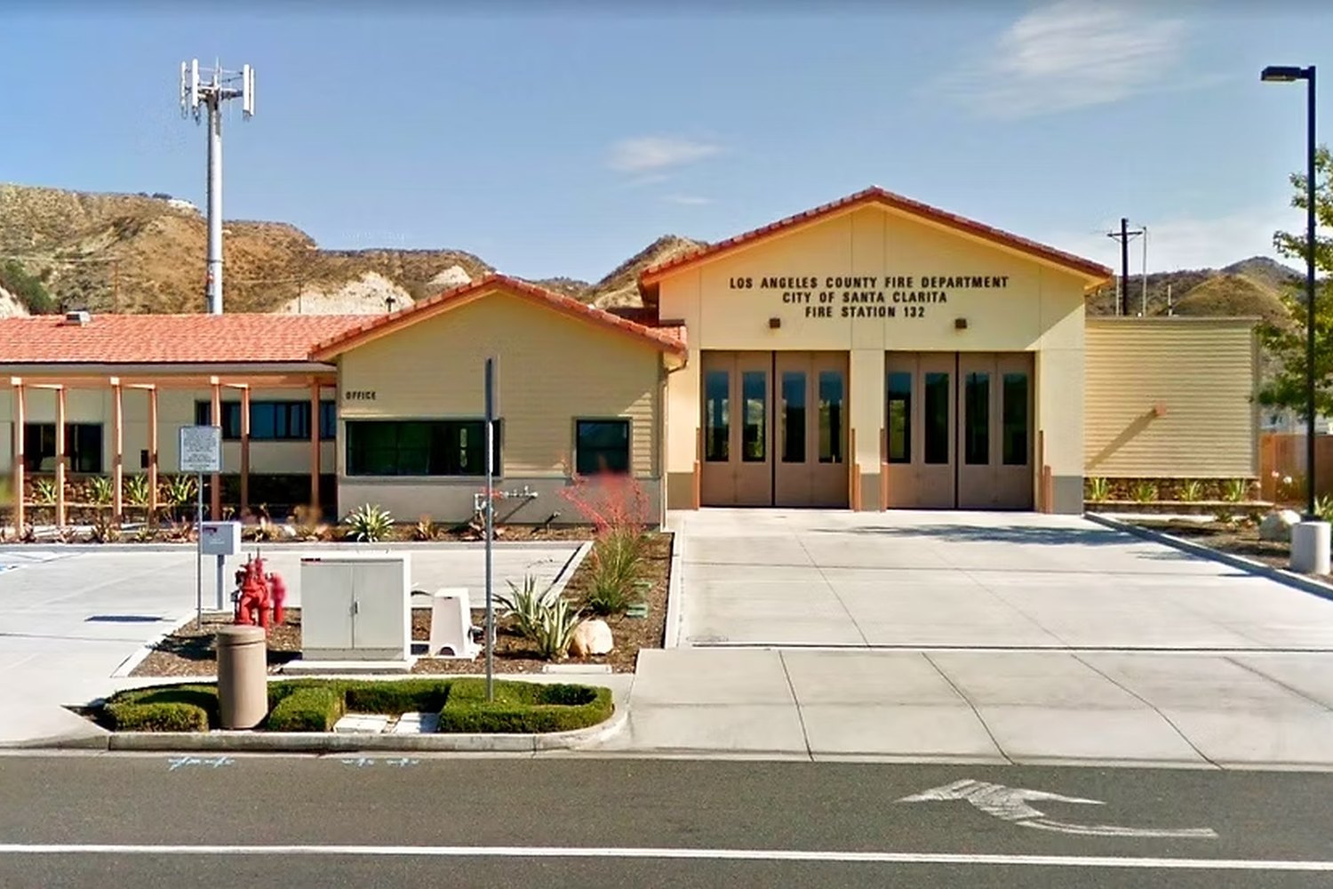 Los Angeles County Fire Station #132 — photograph 1 of 2