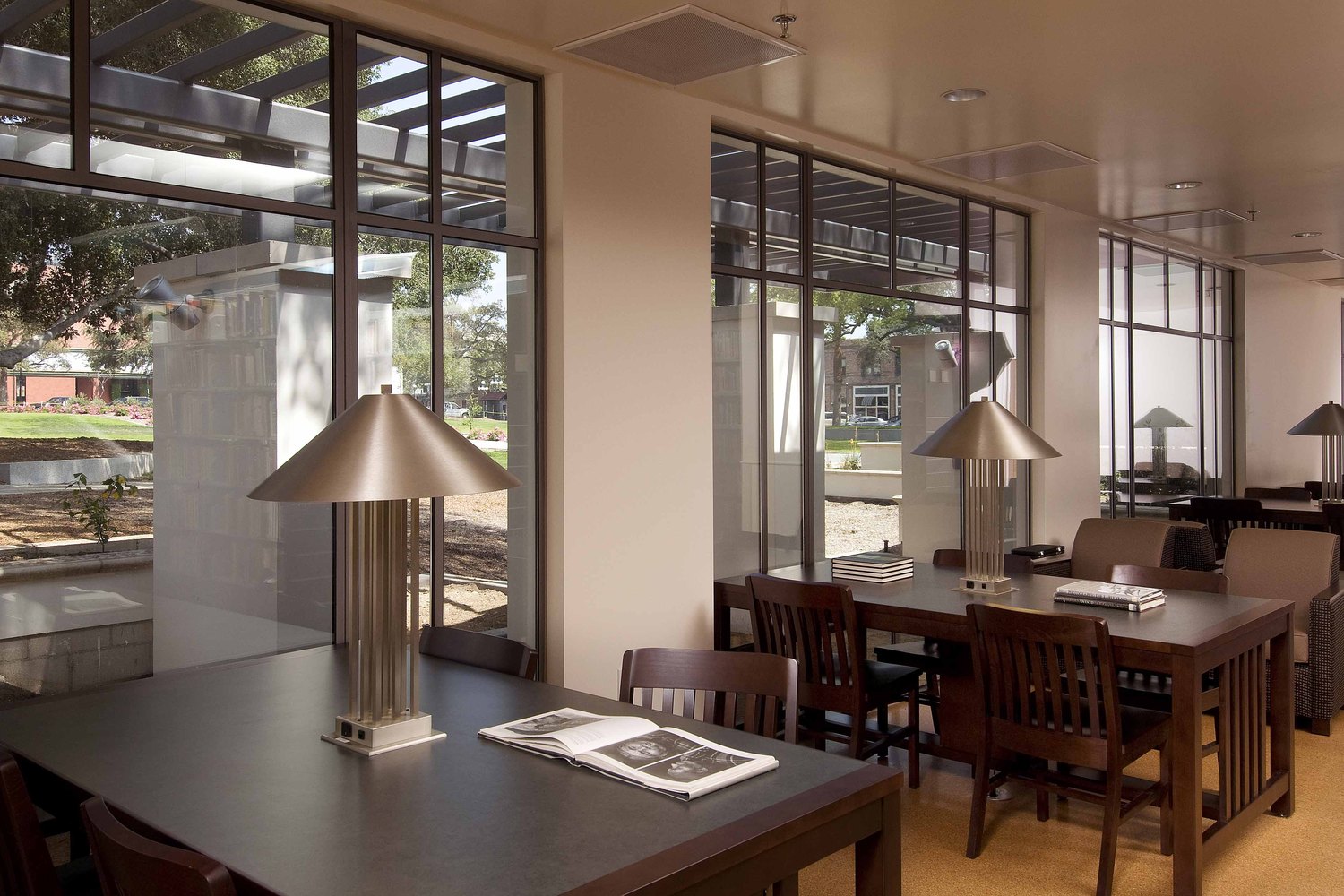 Monrovia Library — photograph 4 of 6