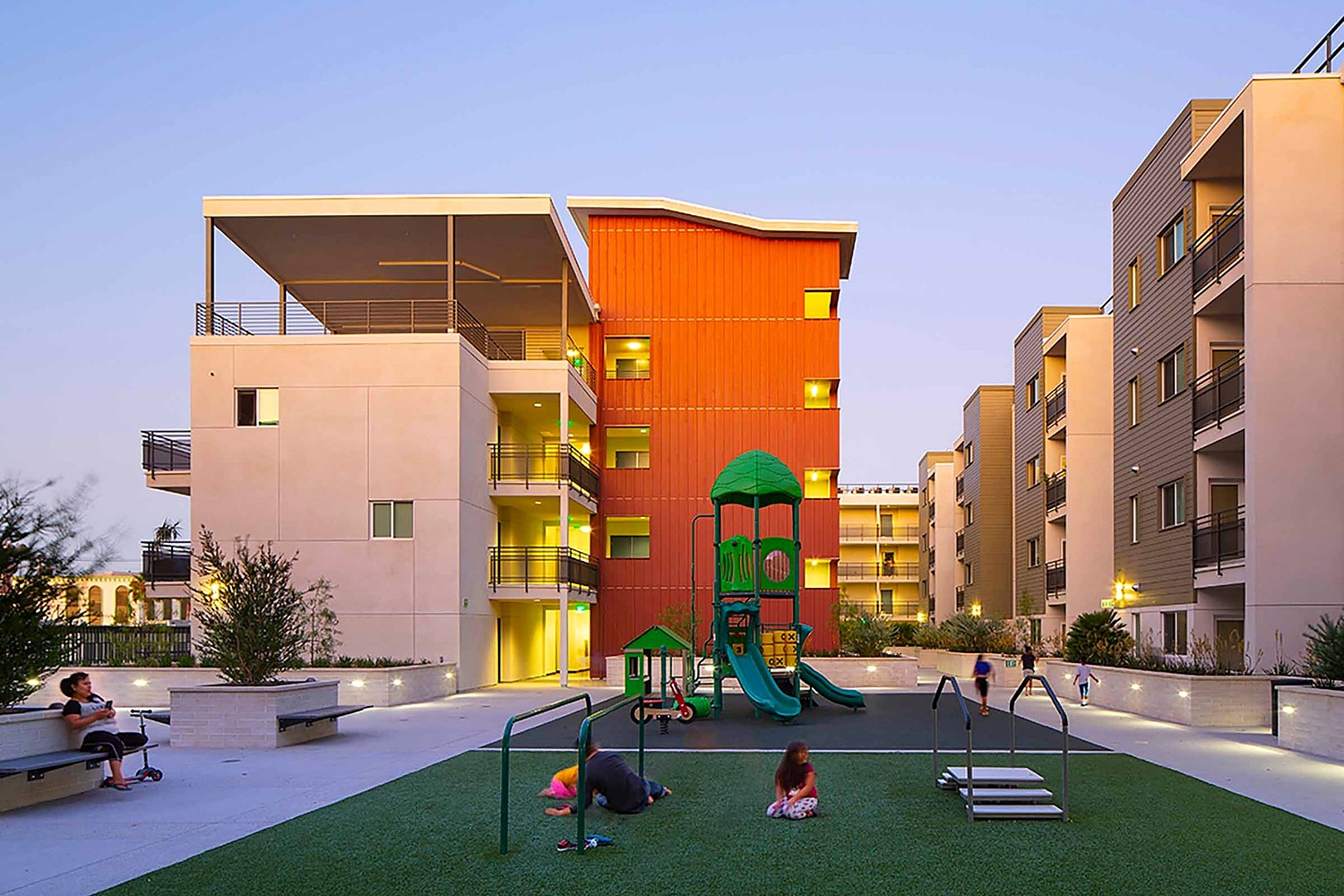 Rolland Curtis Gardens — photograph 1 of 5