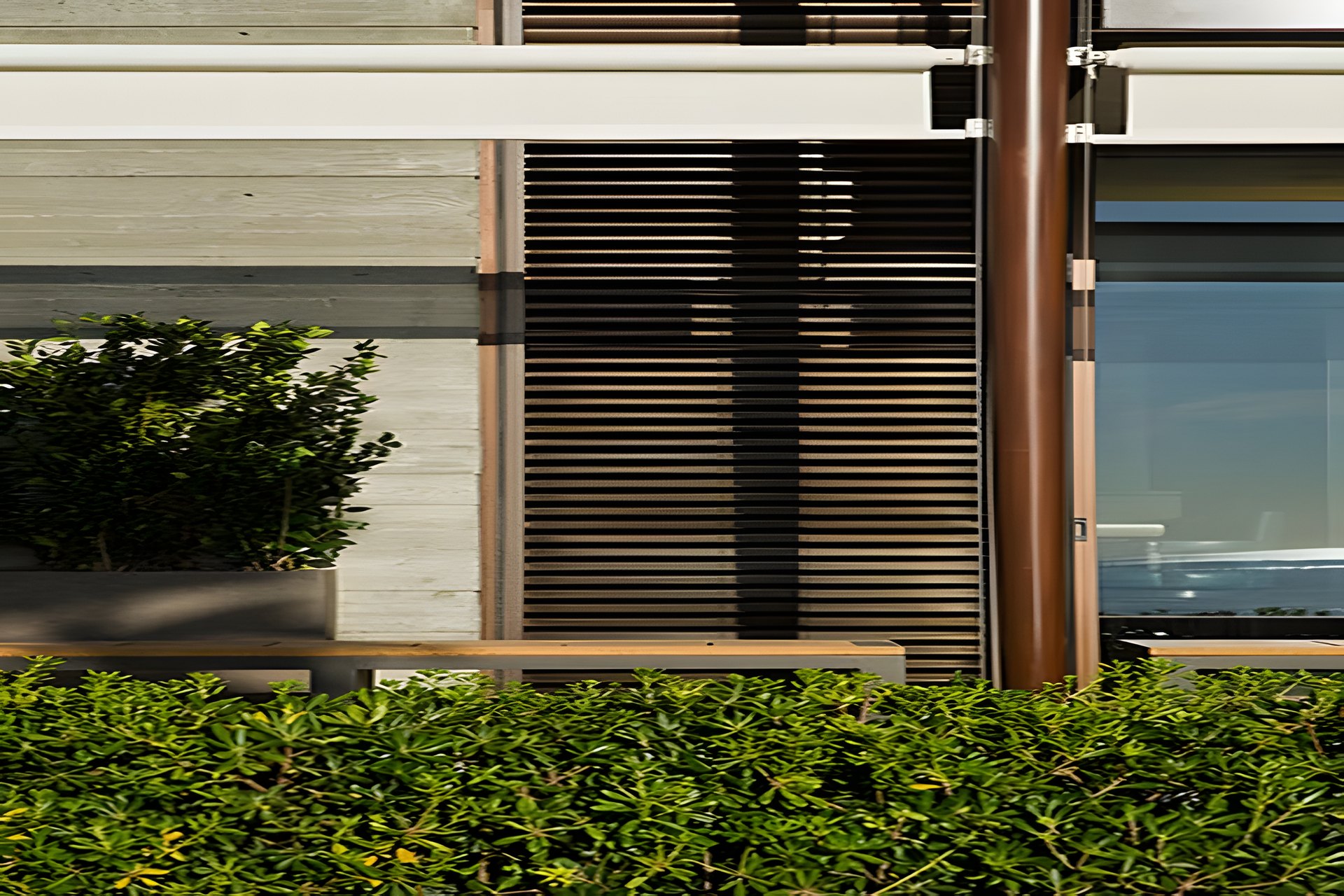 32nd Street Residence — photograph 2 of 7