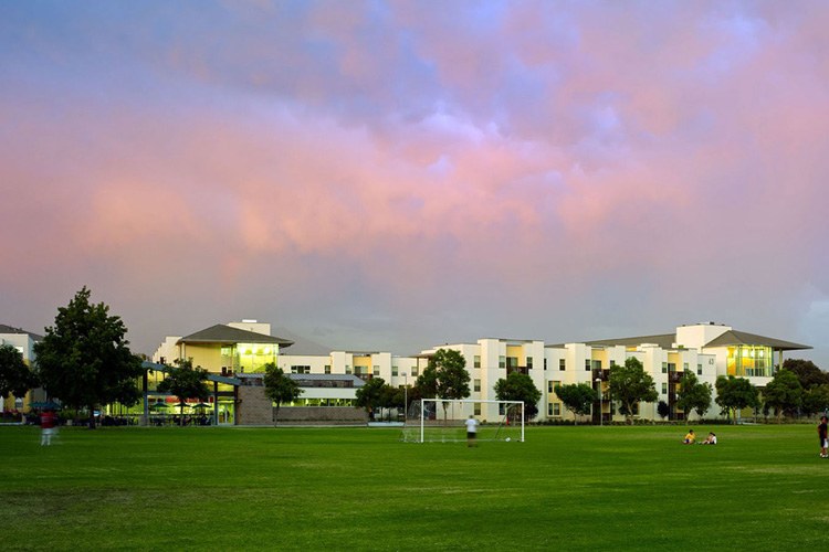 Cal Poly Pomona — photograph 3 of 4