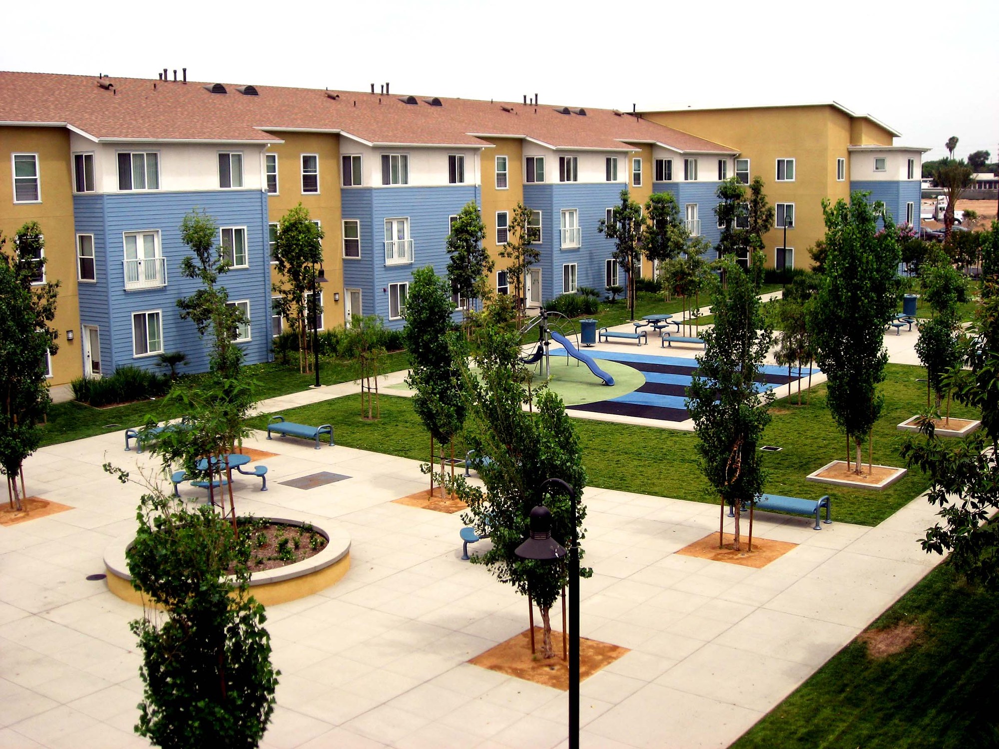 Dana Strand Garden Apartments — photograph 1 of 3