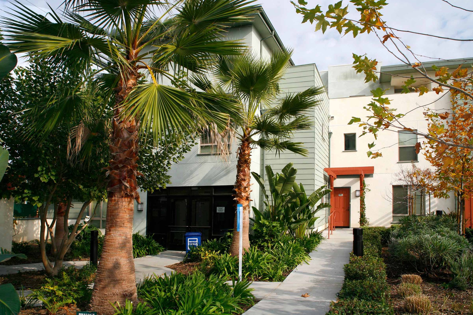 Orange Grove Gardens — photograph 4 of 4