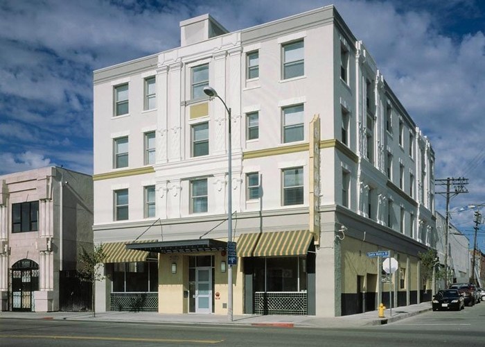 Palomar Apartments — photograph 2 of 2
