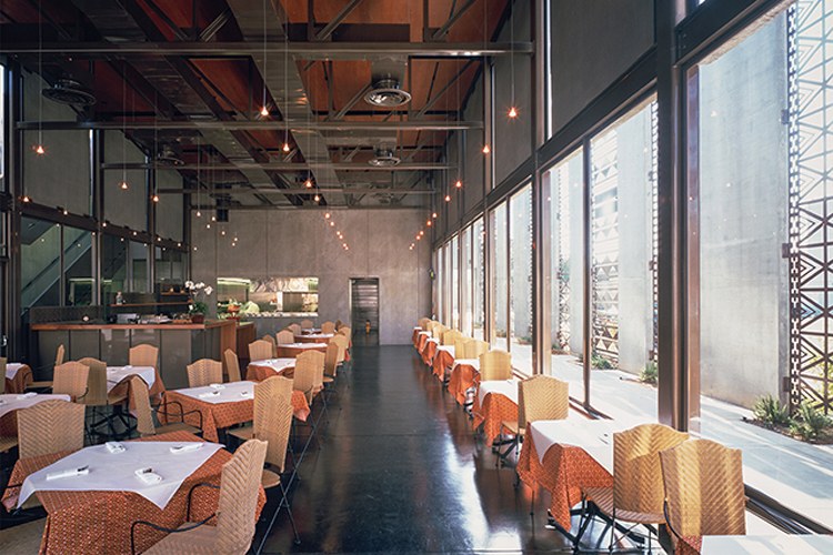 Saladang Restaurant — photograph 5 of 6
